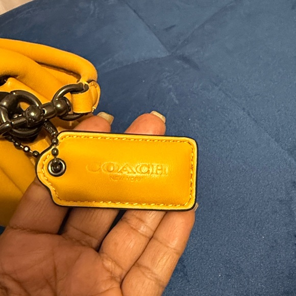 Coach Pillow Tabby mini Shoulder Bag - Picture 5 of 7